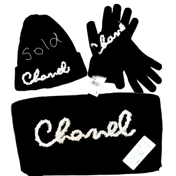 NWT Chanel 100% Cashmere Black Stole Large Scarf. Embroidered Logo. White Pearls - Picture 4 of 5